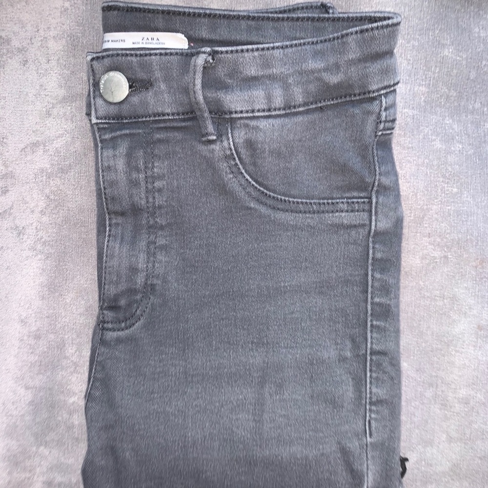 GREY ZARA SKINNY JEANS